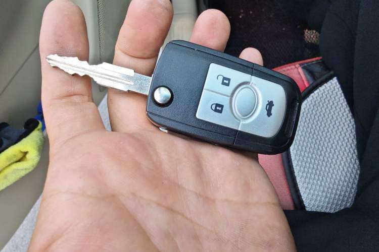 Used Buick Excelle 2015 1.5L Manual Classic Trim Vehicle Key