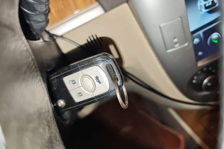 Used Buick Excelle 2015 1.5L Automatic Classic Model Vehicle Key
