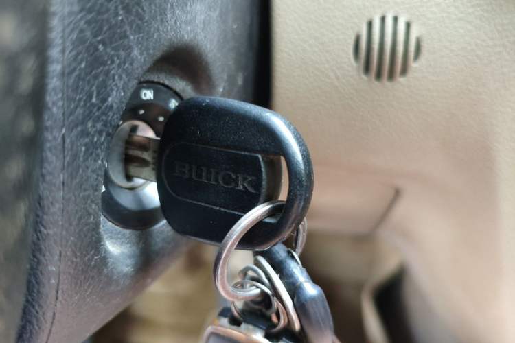 Used Buick Excelle 2015 1.5L Manual Classic Trim Vehicle Key