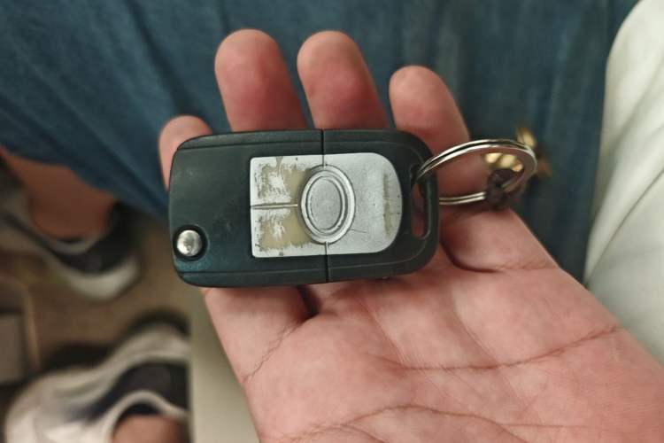 Used Buick Excelle 2015 1.5L Manual Classic Trim Vehicle Key