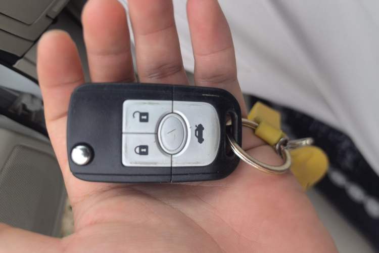 Used Buick Excelle 2015 1.5L Automatic Classic Model Vehicle Key