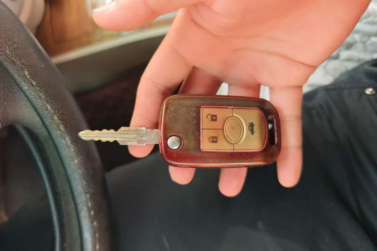 Used Buick Excelle 2015 1.5L Automatic Classic Model Vehicle Key