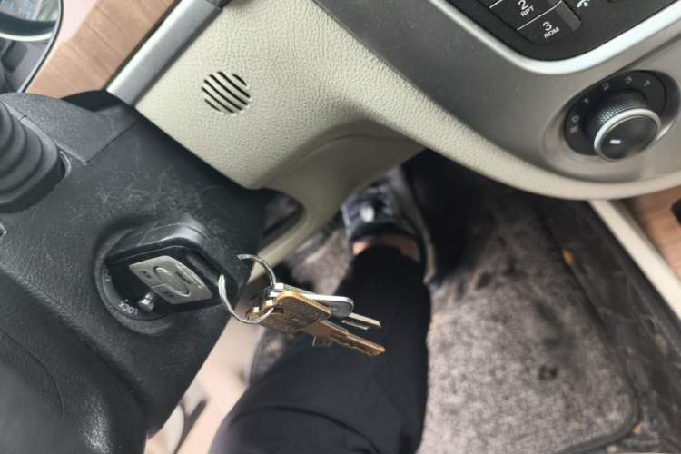 Used Buick Excelle 2015 1.5L Automatic Classic Model Vehicle Key