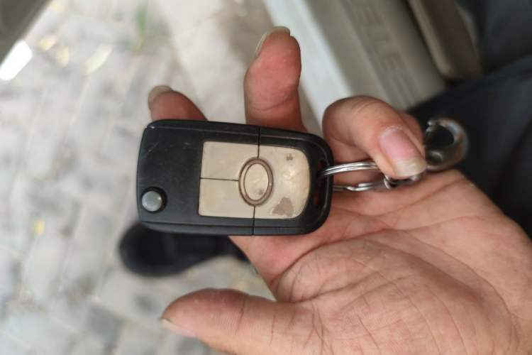 Used Buick Excelle 2015 1.5L Manual Classic Trim Vehicle Key