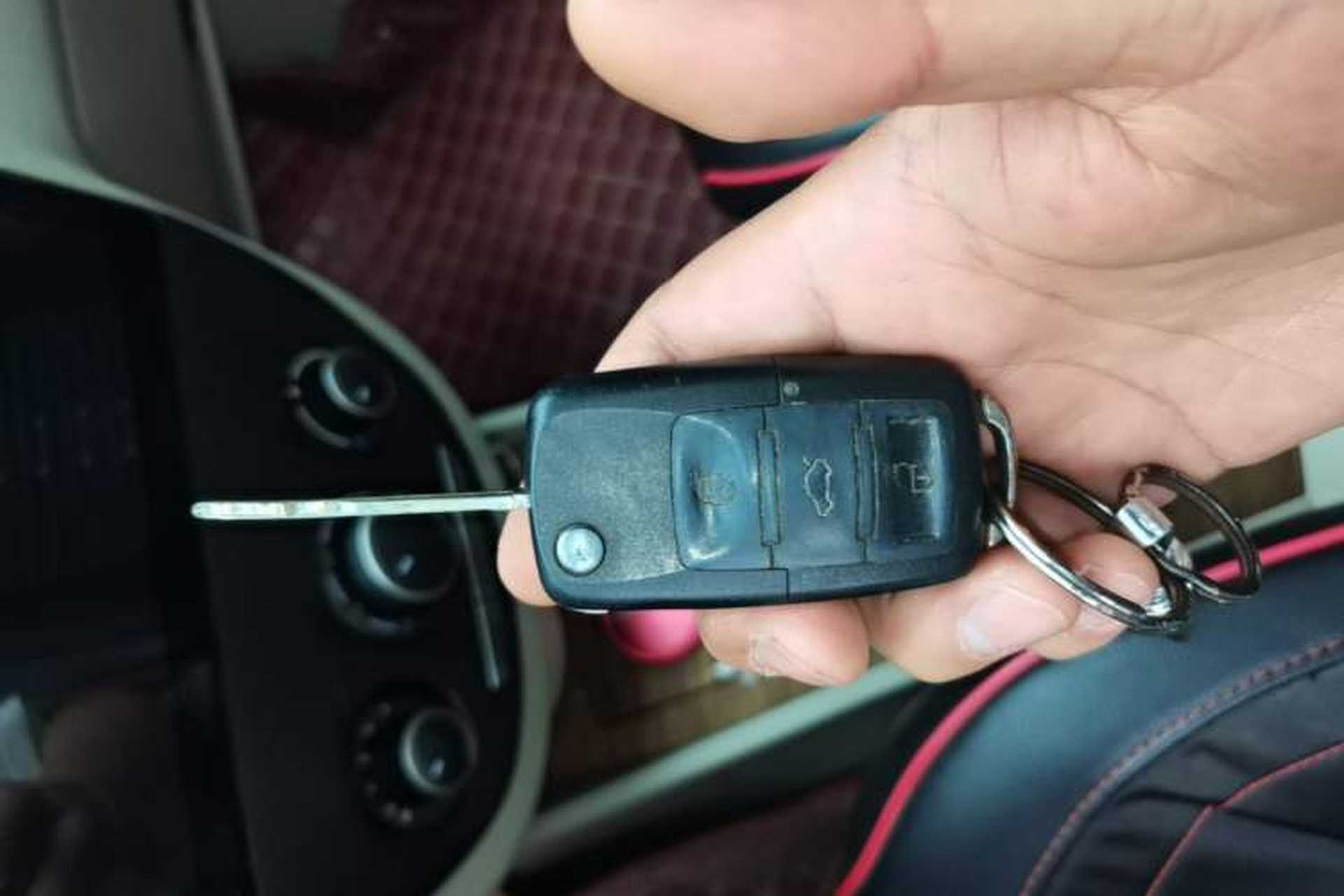 Used Buick Excelle 2015 1.5L Manual Classic Trim Vehicle Key