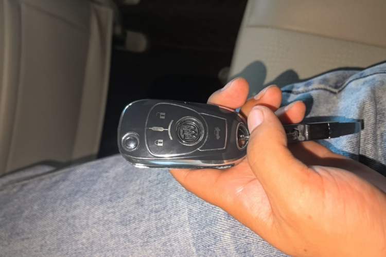 Used Buick Excelle 2015 1.5L Automatic Classic Model Vehicle Key