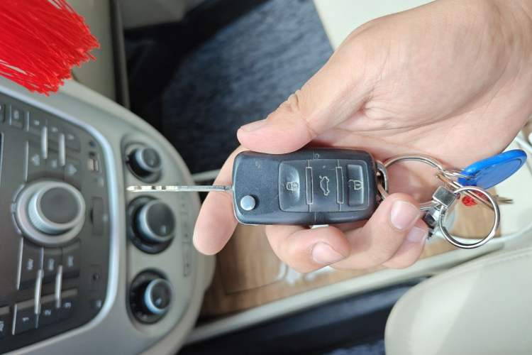 Used Buick Excelle 2015 1.5L Automatic Classic Model Vehicle Key