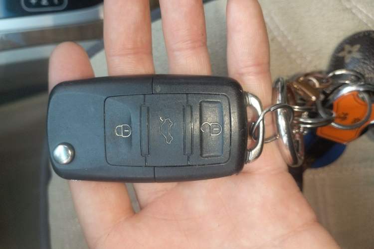 Used Buick Excelle 2015 1.5L Automatic Classic Model Vehicle Key