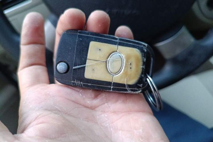 Used Buick Excelle 2015 1.5L Manual Classic Trim Vehicle Key