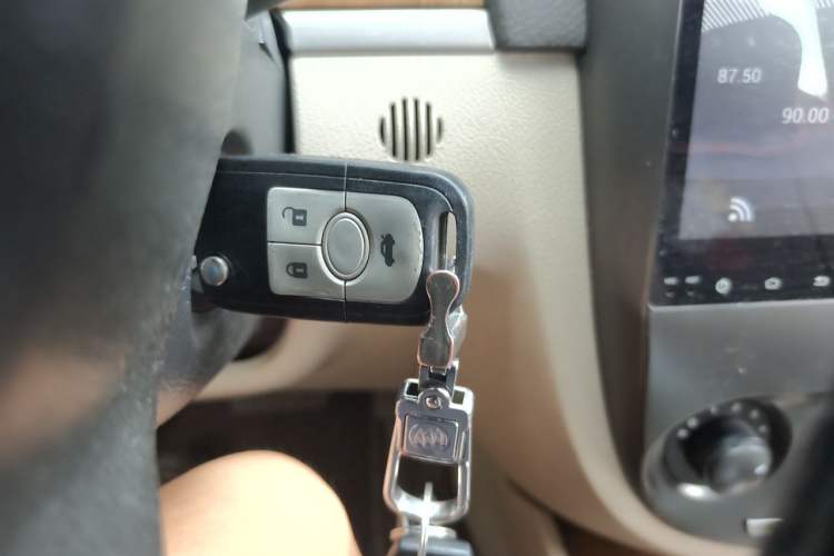 Used Buick Excelle 2015 1.5L Automatic Classic Model Vehicle Key