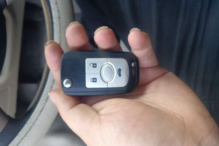 Used Buick Excelle 2015 1.5L Automatic Classic Model Vehicle Key