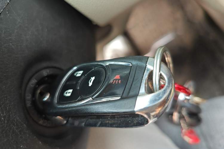 Used Buick Excelle 2015 1.5L Manual Classic Trim Vehicle Key