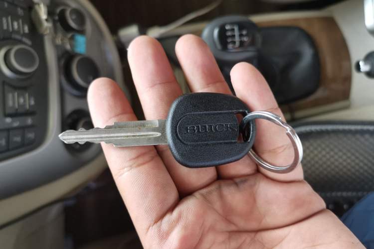 Used Buick Excelle 2015 1.5L Manual Classic Trim Vehicle Key