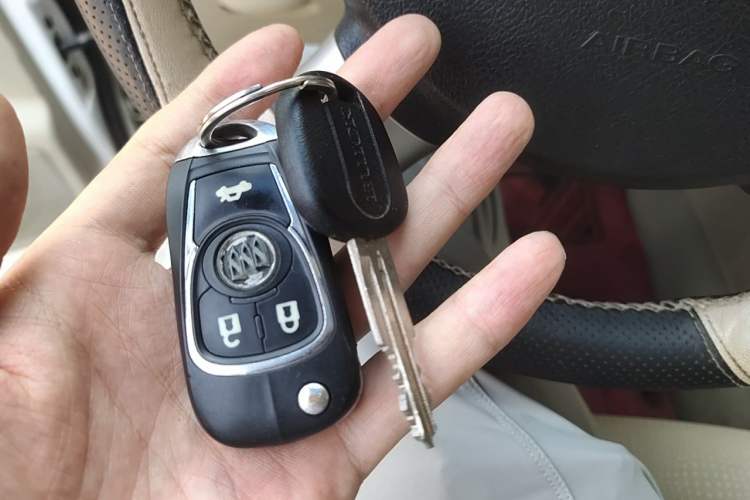 Used Buick Excelle 2015 1.5L Manual Classic Trim Vehicle Key