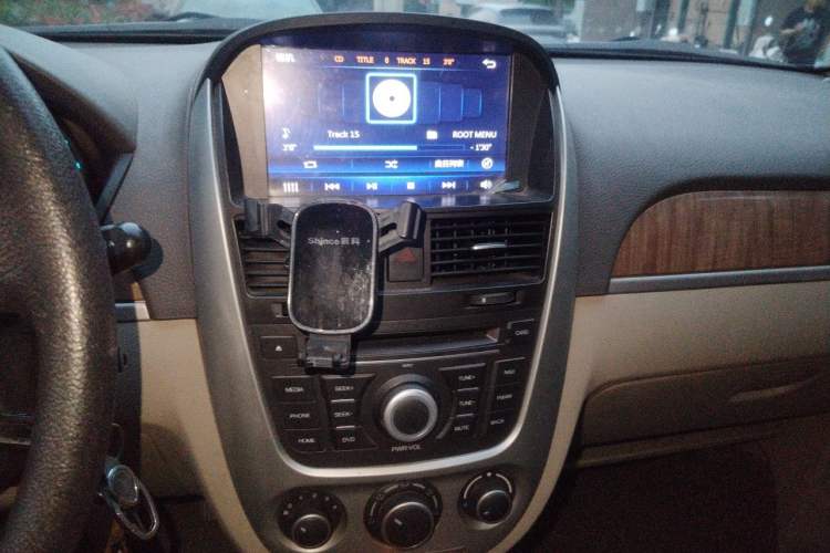 Used Buick Excelle 2015 1.5L Manual Classic Trim Audio And AC Panel