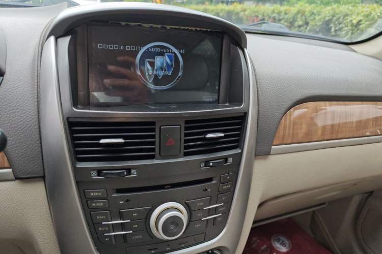 Used Buick Excelle 2015 1.5L Automatic Classic Model Audio And AC Panel