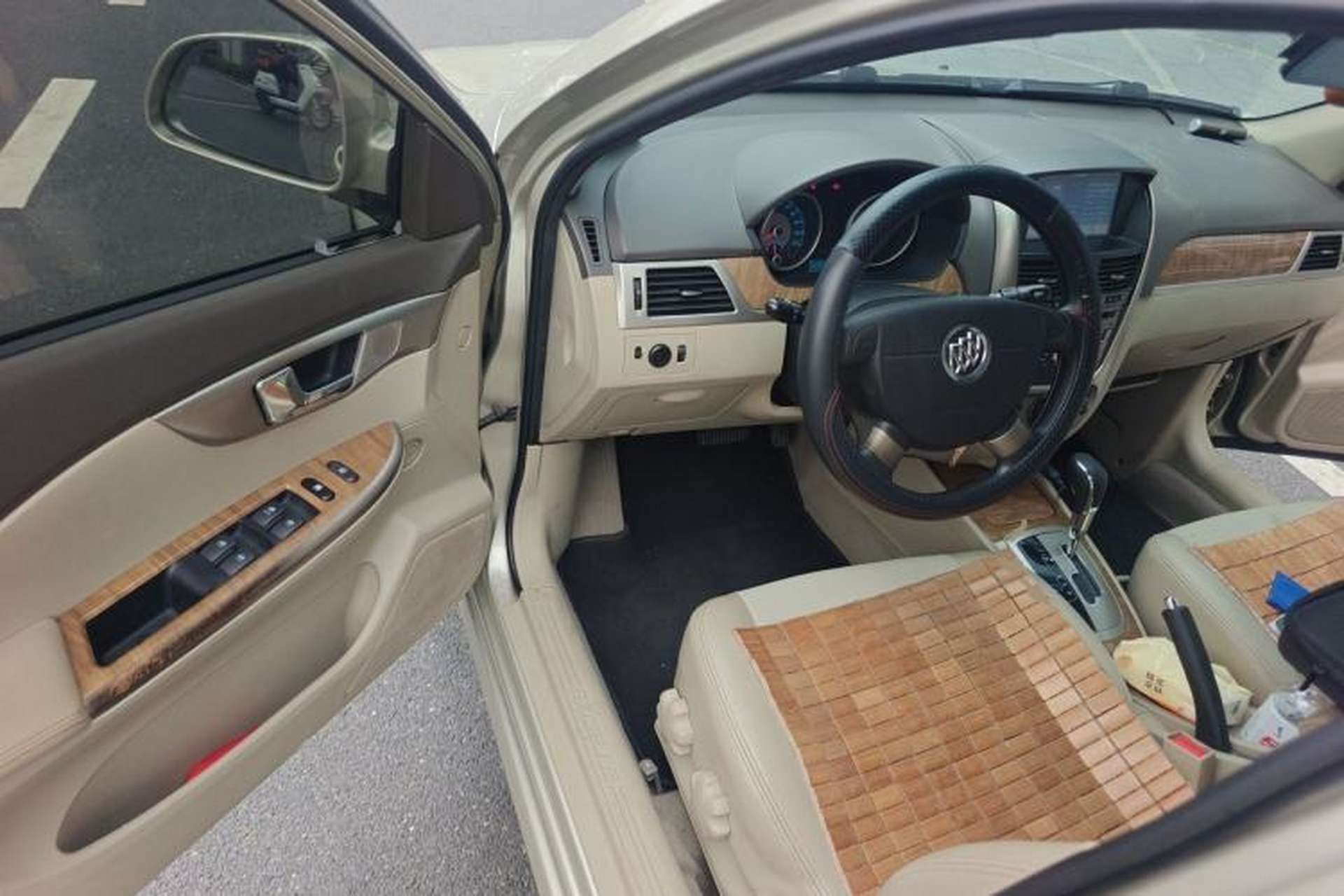 Used Buick Excelle 2015 1.5L Automatic Classic Model Driver Seat
