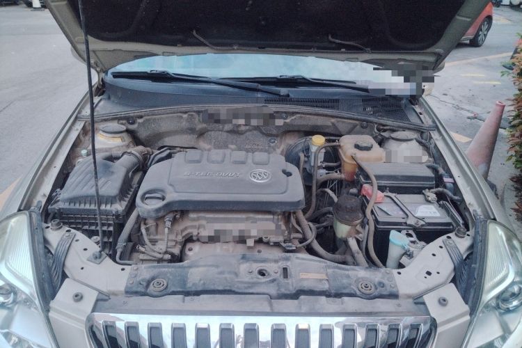 Used Buick Excelle 2015 1.5L Manual Classic Trim Engine Bay