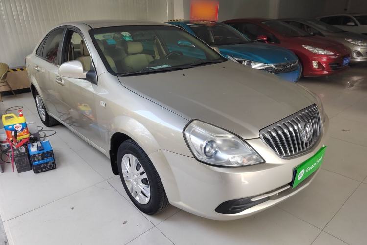 Used Buick Excelle 2015 1.5L Automatic Classic Model Exterior 2