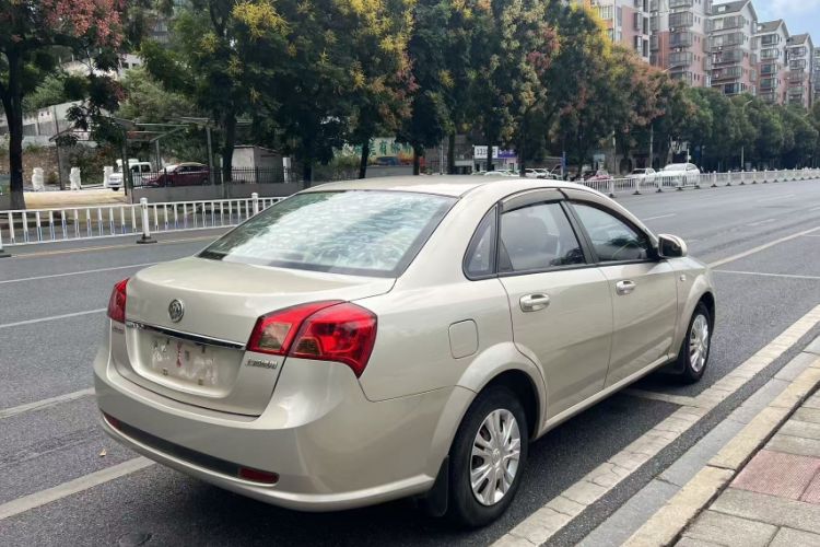Used Buick Excelle 2015 1.5L Automatic Classic Model Exterior 5