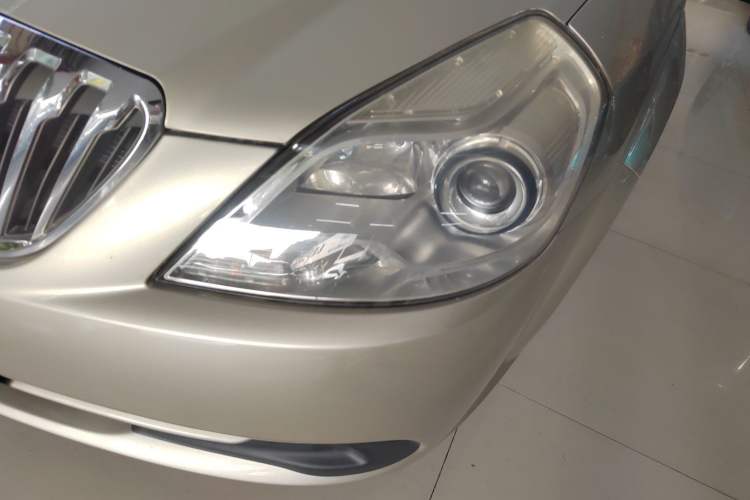 Used Buick Excelle 2015 1.5L Automatic Classic Model Exterior 5