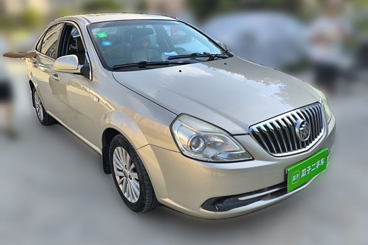 Used Buick Excelle 2015 1.5L Automatic Luxury Edition Front Right 45 Deg