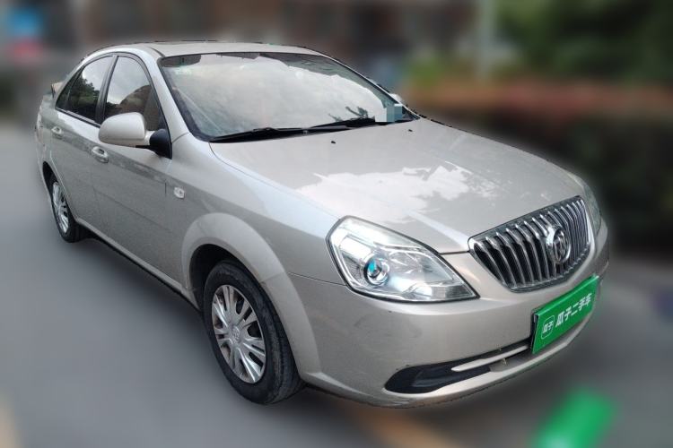 Used Buick Excelle 2015 1.5L Manual Classic Trim Front Right 45 Deg