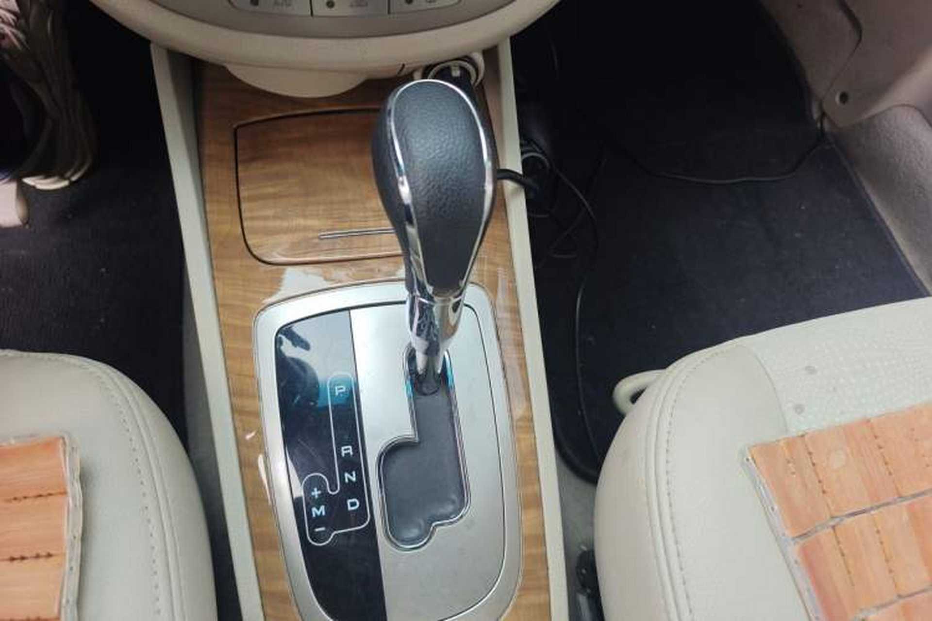 Used Buick Excelle 2015 1.5L Automatic Classic Model Gear Lever