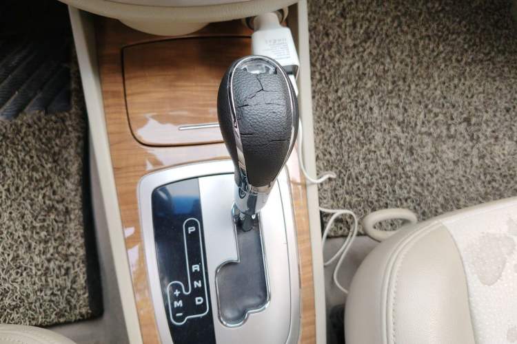 Used Buick Excelle 2015 1.5L Automatic Classic Model Gear Lever
