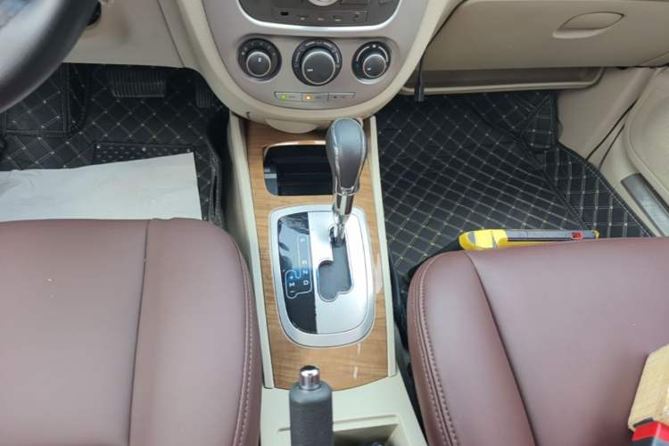 Used Buick Excelle 2015 1.5L Automatic Classic Model Gear Lever
