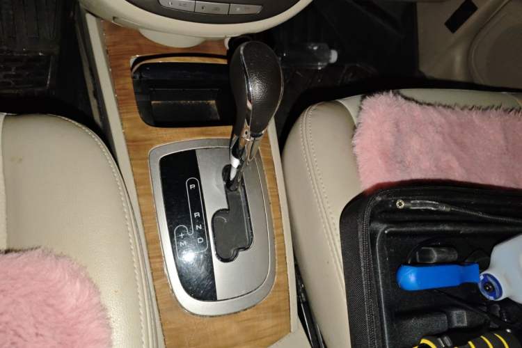 Used Buick Excelle 2015 1.5L Automatic Classic Model Gear Lever