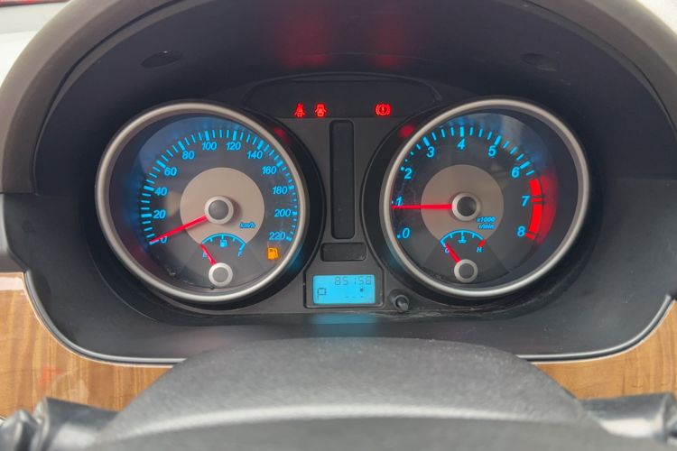 Used Buick Excelle 2015 1.5L Automatic Classic Model Instrument Cluster