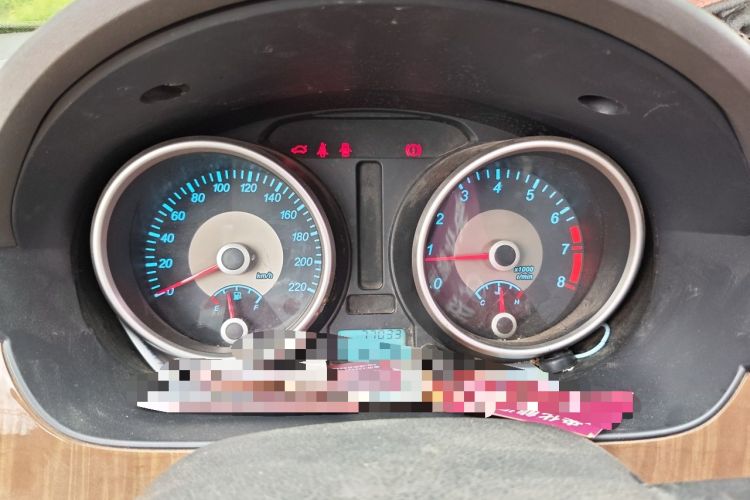 Used Buick Excelle 2015 1.5L Manual Classic Trim Instrument Cluster
