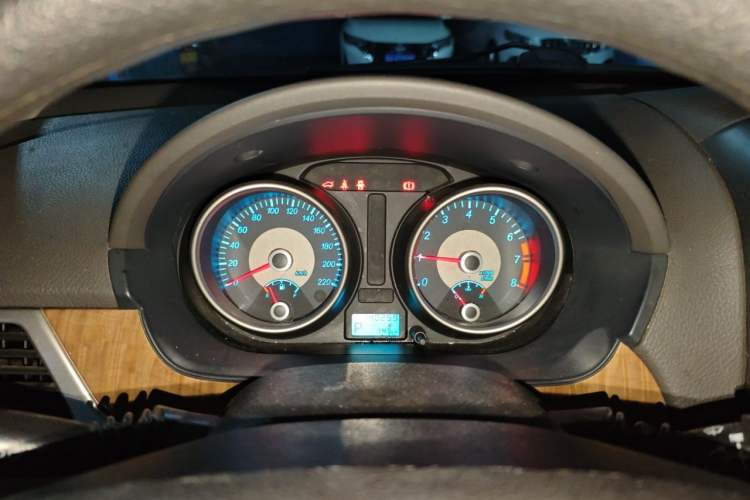 Used Buick Excelle 2015 1.5L Automatic Classic Model Instrument Cluster