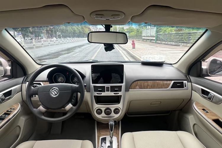 Used Buick Excelle 2015 1.5L Automatic Classic Model Interior 1