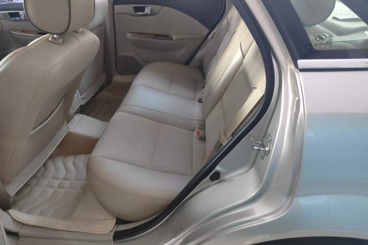 Used Buick Excelle 2015 1.5L Automatic Classic Model Interior 7