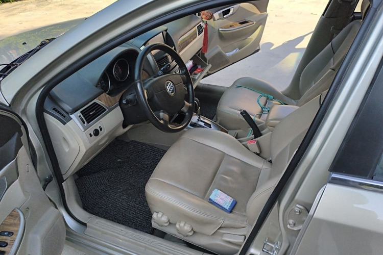 Used Buick Excelle 2015 1.5L Automatic Luxury Edition Left Front Seat