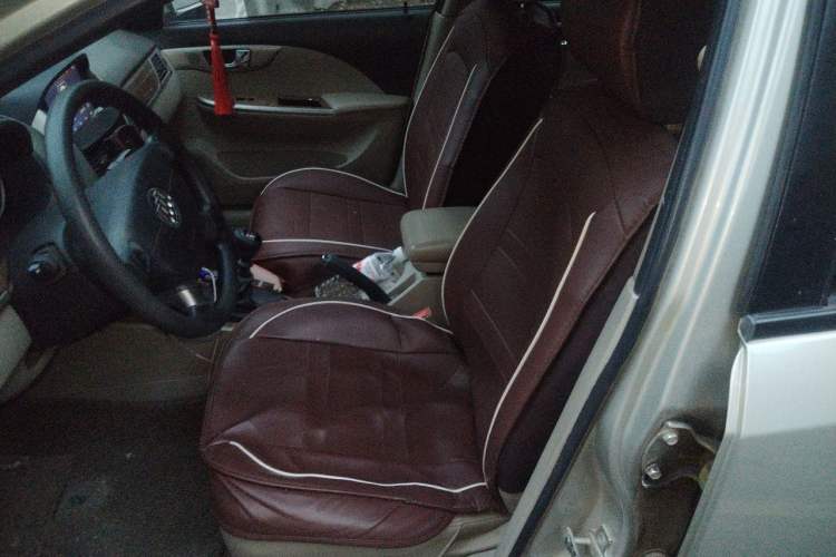 Used Buick Excelle 2015 1.5L Manual Classic Trim Left Front Seat