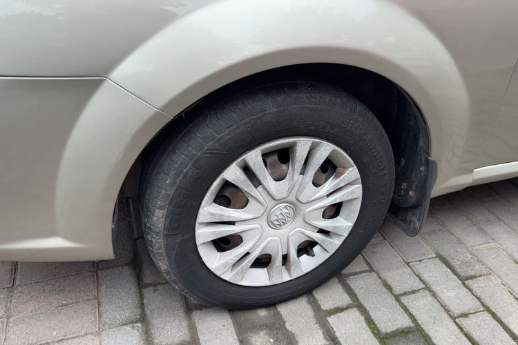 Used Buick Excelle 2015 1.5L Automatic Classic Model Left Front Wheel Hub