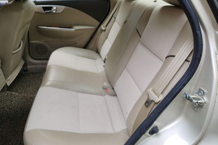 Used Buick Excelle 2015 1.5L Automatic Classic Model Left Rear Seat