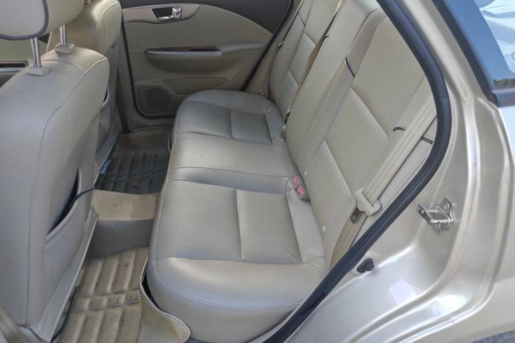 Used Buick Excelle 2015 1.5L Manual Luxury Model Left Rear Seat