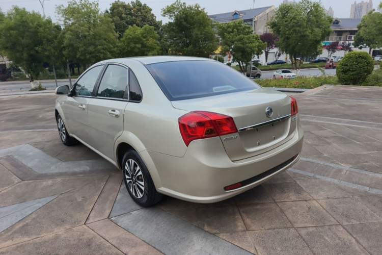 Used Buick Excelle 2015 1.5L Automatic Classic Model Rear Left 45 Deg