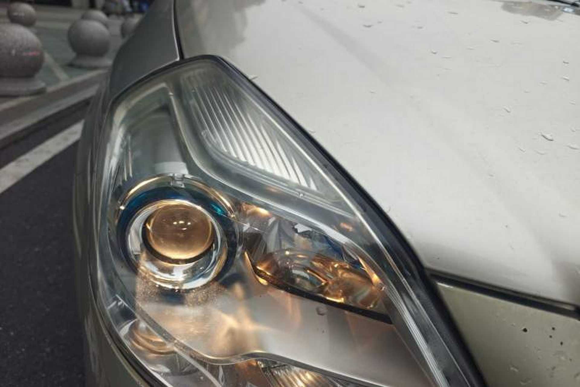 Used Buick Excelle 2015 1.5L Automatic Classic Model Right Front Headlight