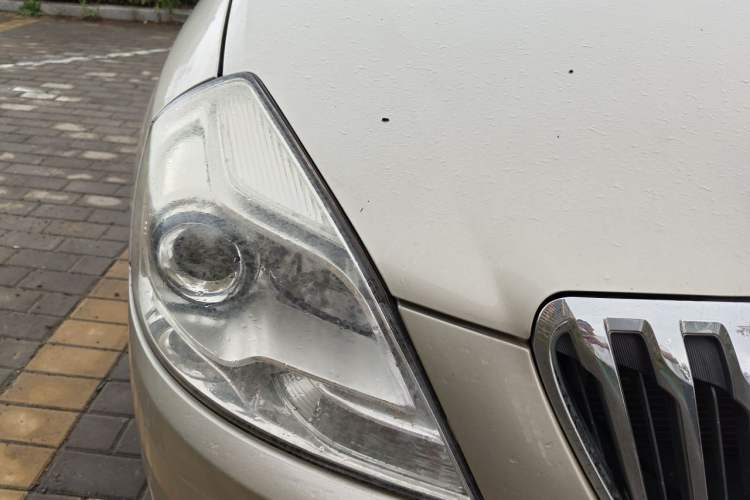 Used Buick Excelle 2015 1.5L Manual Classic Trim Right Front Headlight