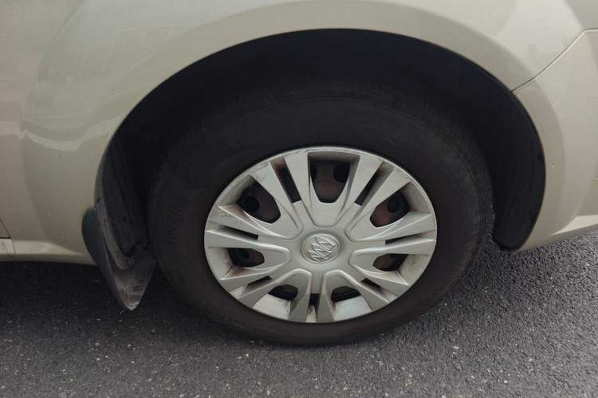 Used Buick Excelle 2015 1.5L Automatic Classic Model Right Front Wheel Hub