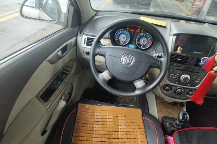 Used Buick Excelle 2015 1.5L Manual Classic Trim Steering Wheel