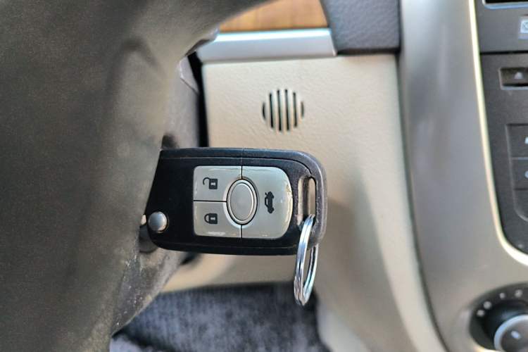 Used Buick Excelle 2015 1.5L Automatic Luxury Edition Vehicle Key