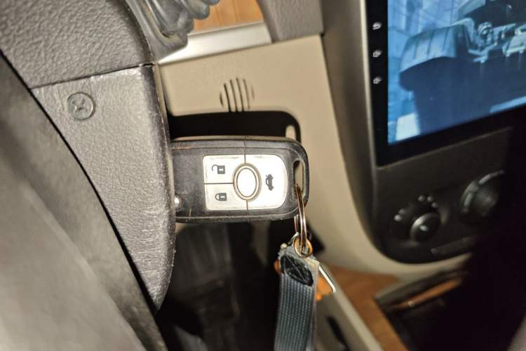 Used Buick Excelle 2015 1.5L Automatic Classic Model Vehicle Key