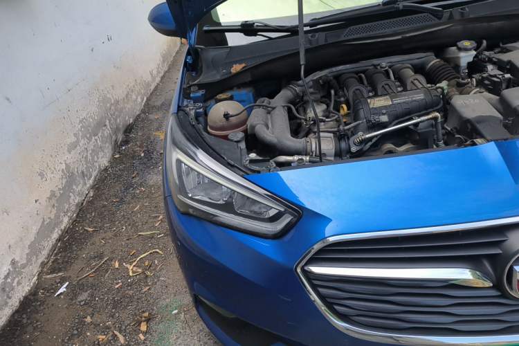 Used Buick Excelle 2018 15N CVT Luxury Version Right Front Headlight