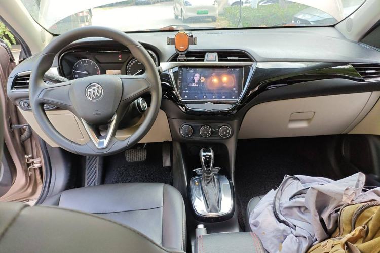 Used Buick Excelle 2018 15N CVT Elite Edition Center Console